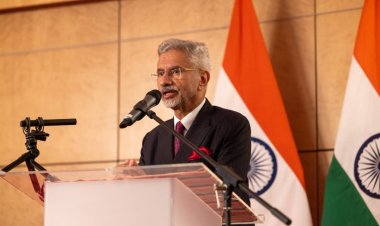 विदेश मंत्री डॉ. जयशंकर ने यूएई के राष्ट्रपति मोहम्मद बिन ज़ाएद अल नाहयान से की मुलाक़ात